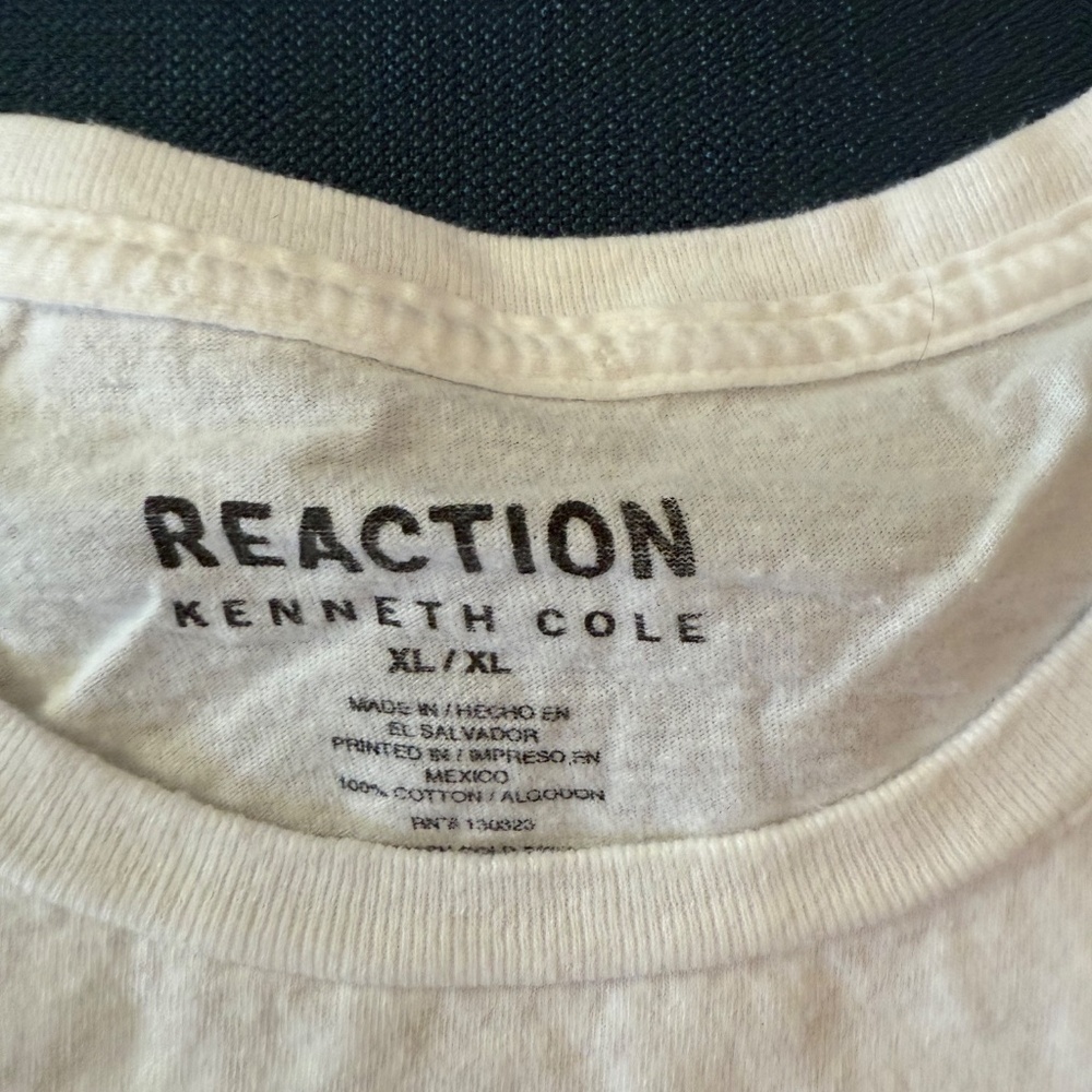 XL Kenneth Cole White Tee Shirt short sleeve - Picture 3 of 4